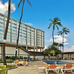 Western The Plaza Airport - Free Breakfast Hotel